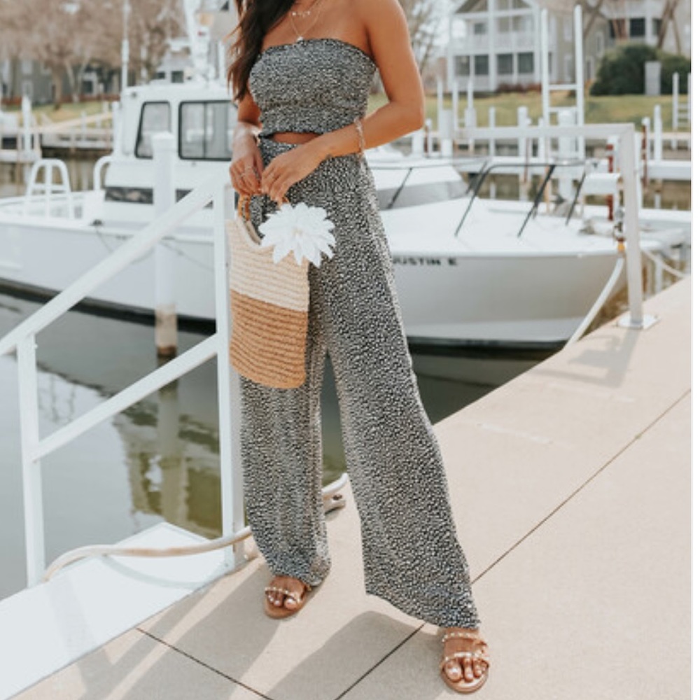 Black and white two piece set